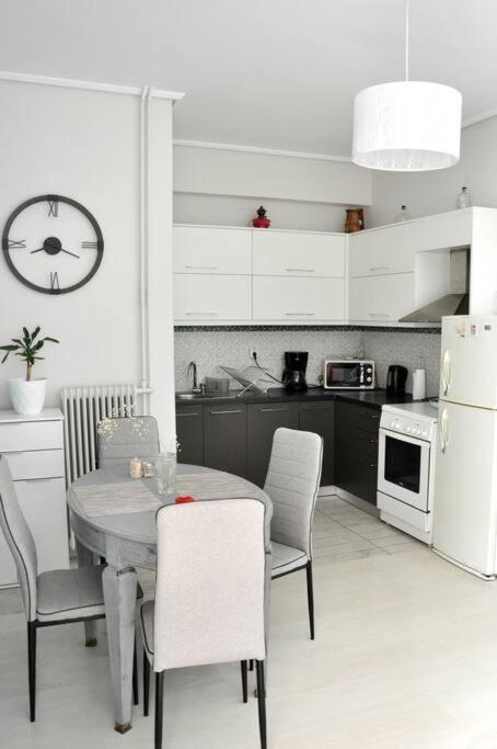 Koukakis Sunshine Roof Apartment 아테네 외부 사진